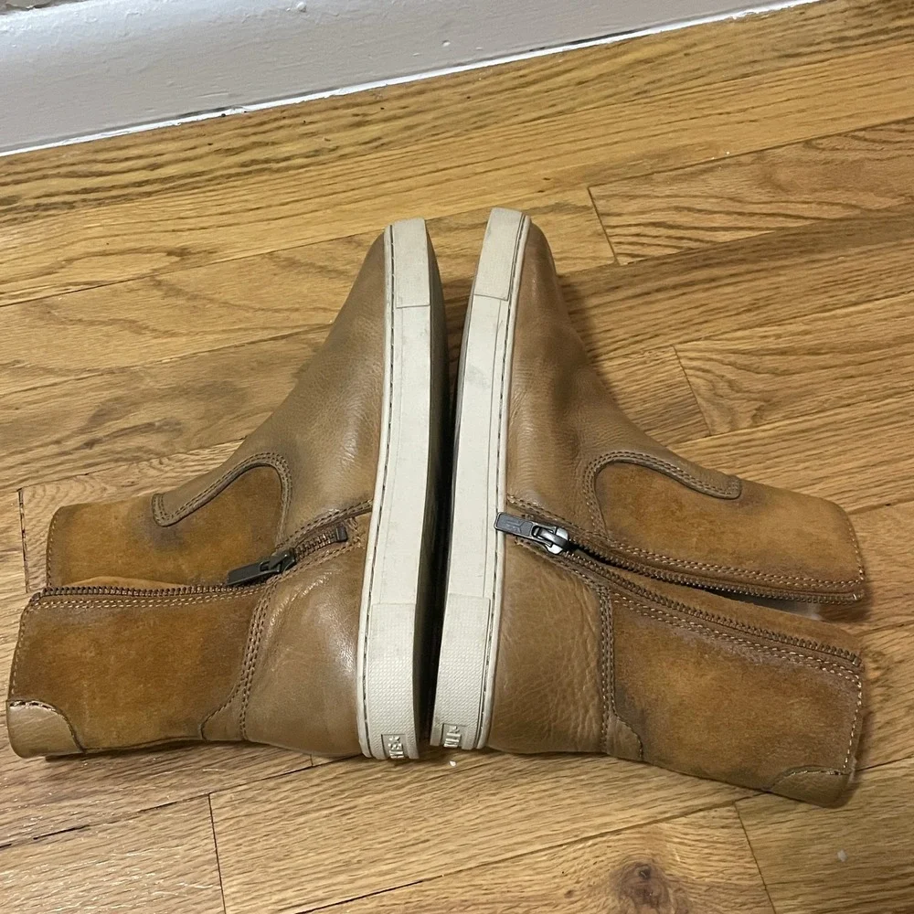 FRYE Gemma Tan Brown Shearling Lined Leather & Suede‎ Zip Ankle Boots Women's 6M